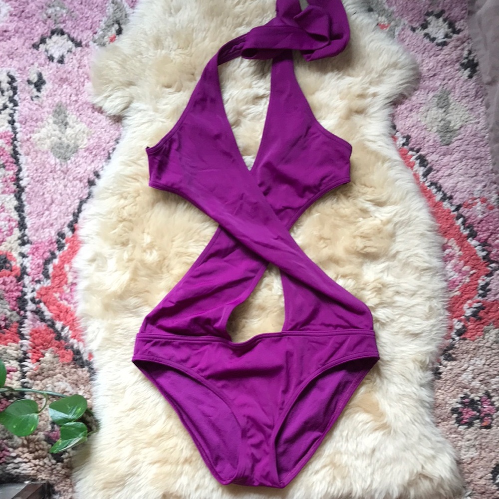ASOS Halter Cross Wrap Front Swimsuit Halter Plung - Picture 4 of 5
